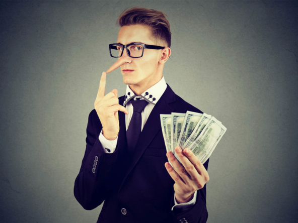 fraudulent real estate agent